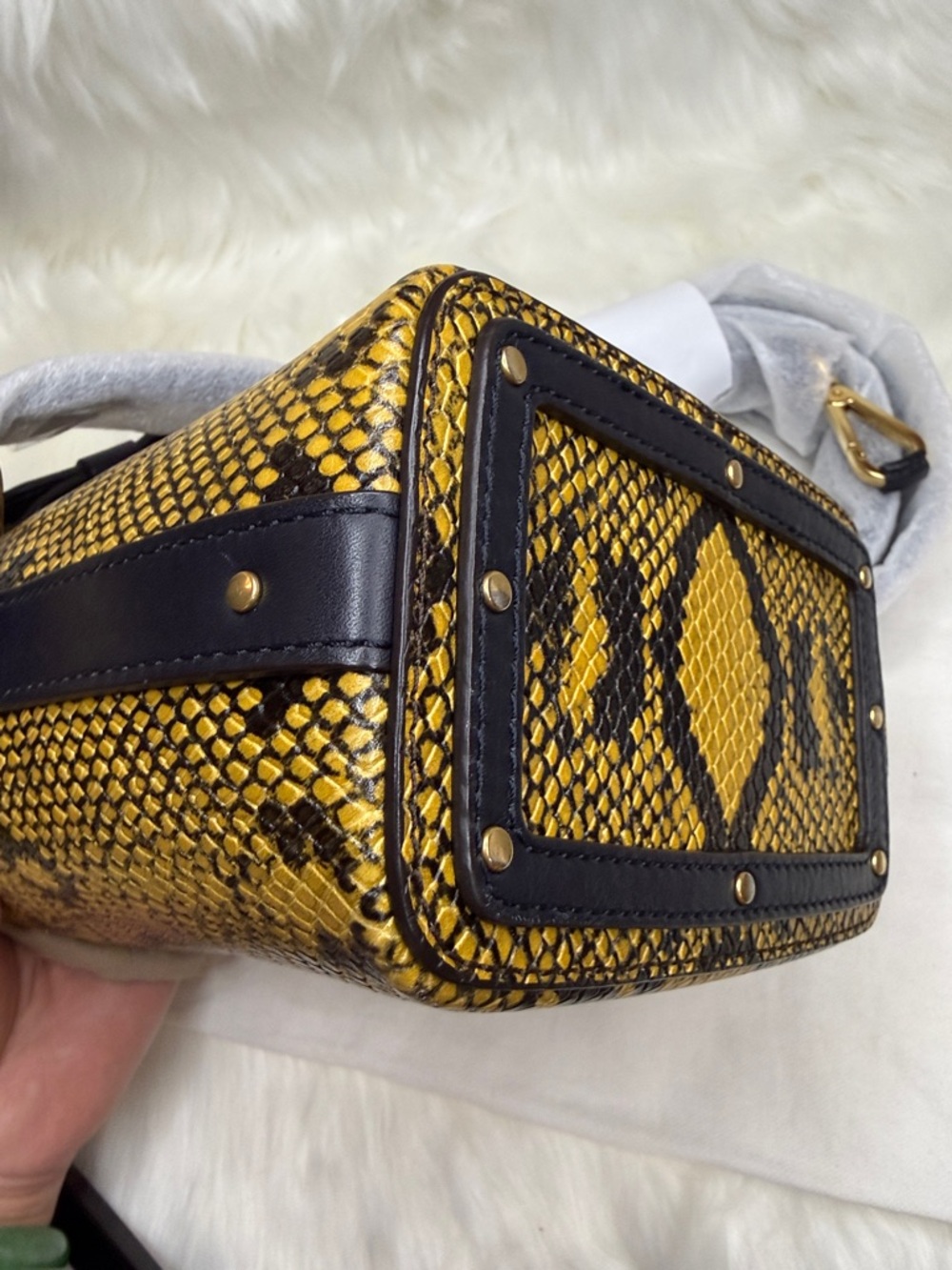 Chloé Mini Roy Python Bucket Bag - Picture 6 of 13